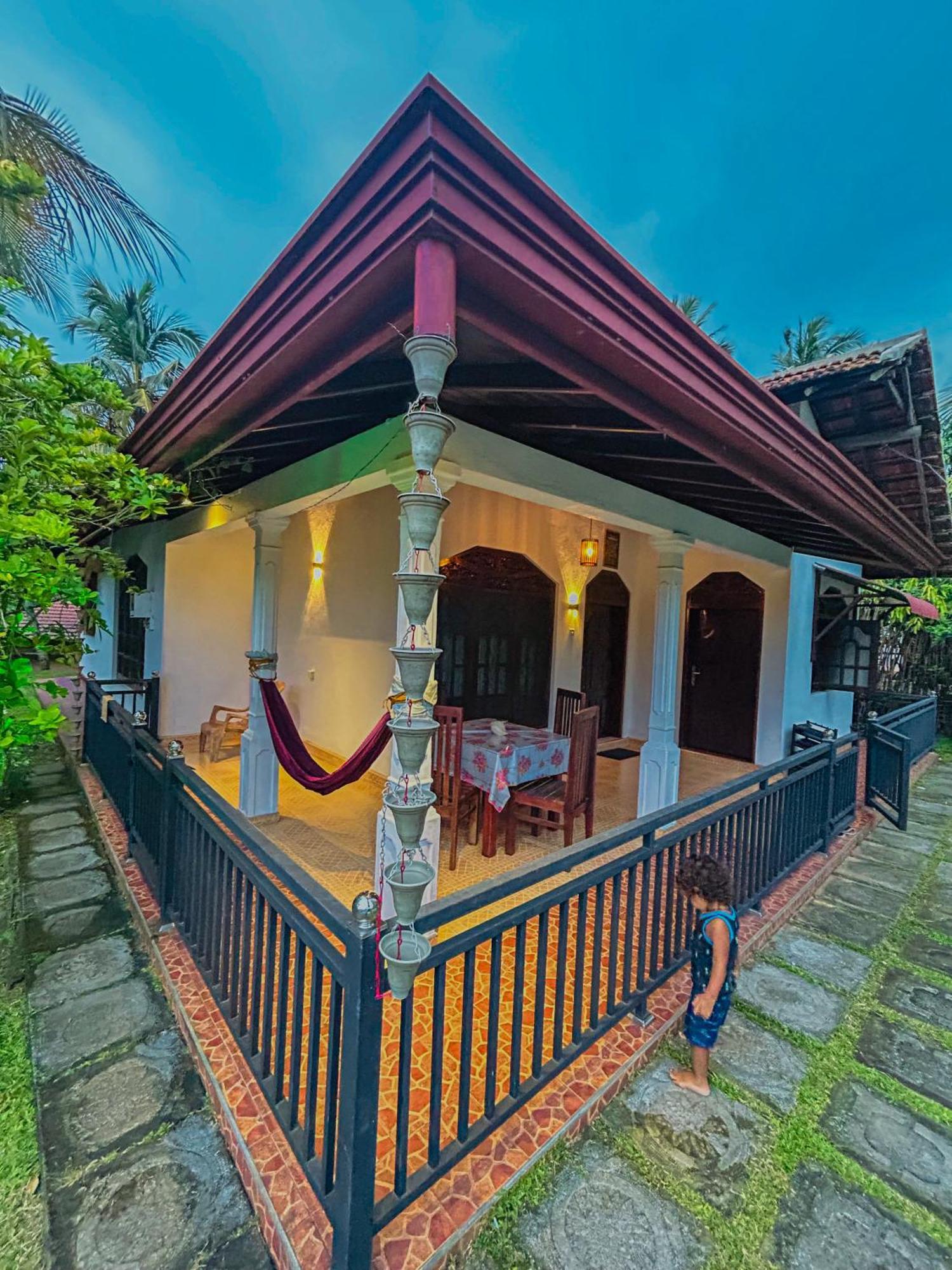 Kawshan Home Stay Dikwella Kültér fotó