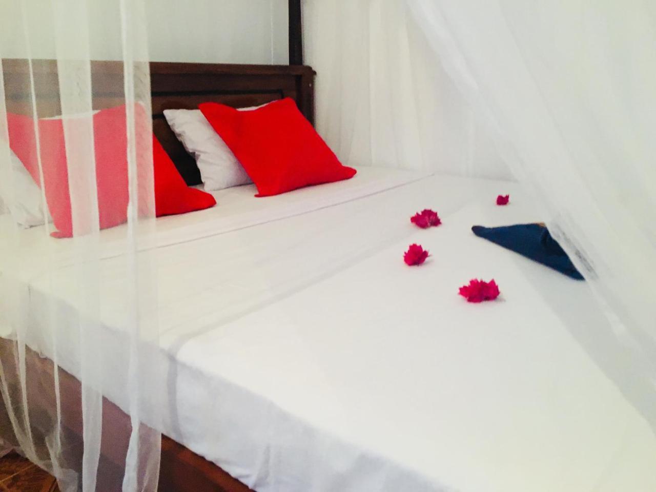 Kawshan Home Stay Dikwella Kültér fotó